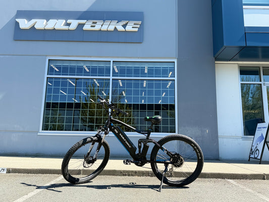 Outback Black (Pre-Owned)