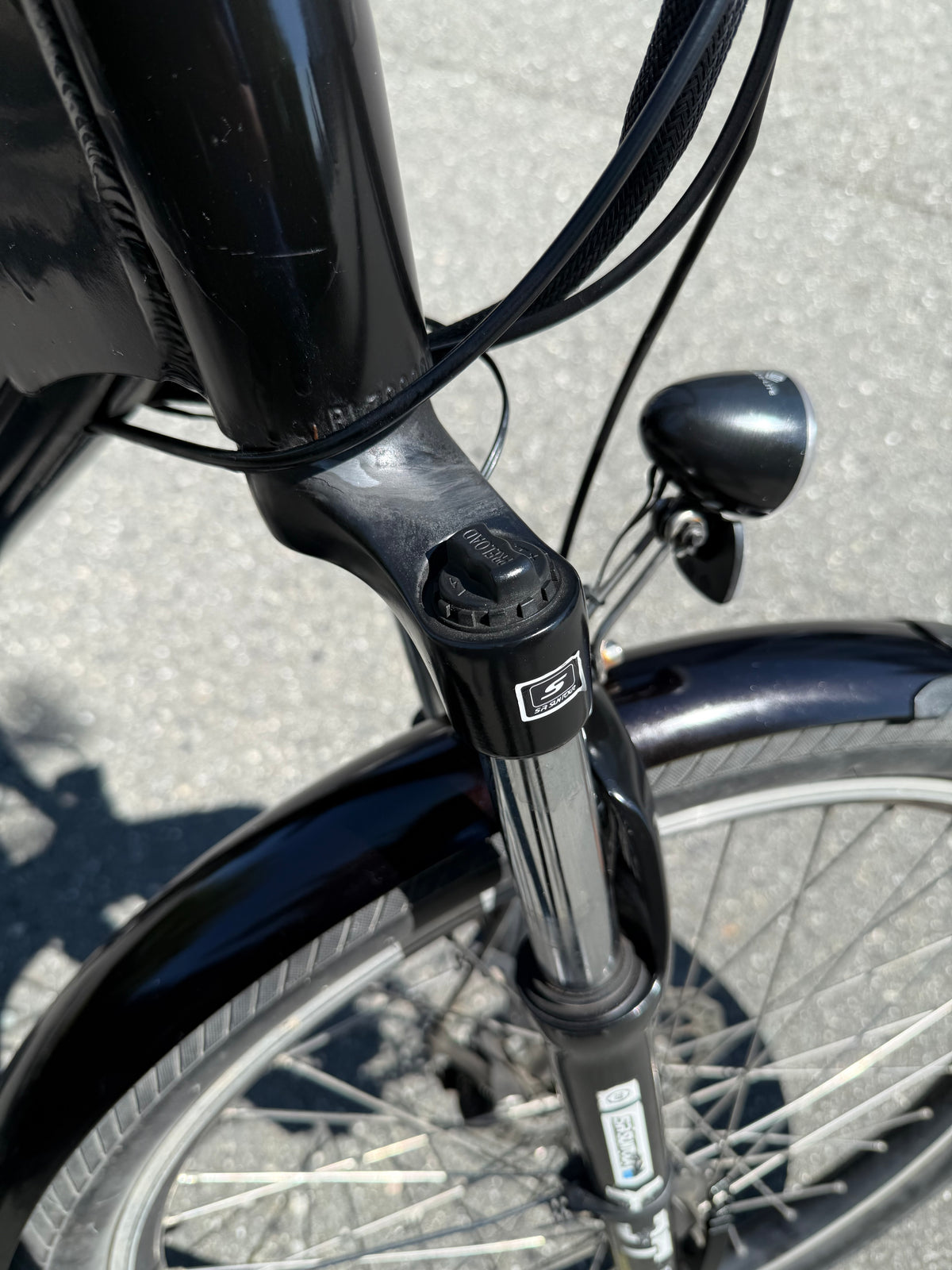 Elegant Black (Pre-Owned)
