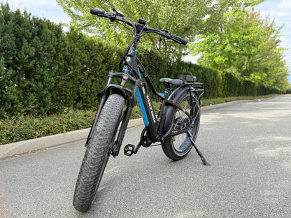 Yukon 750 Limited Black(Pre-Owned)
