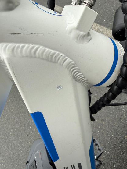 Yukon 750 Limited White 20" Frame (New)